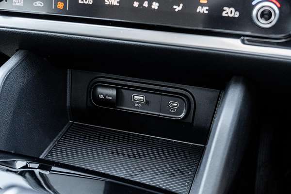 2025 Kia Sportage SX NQ5