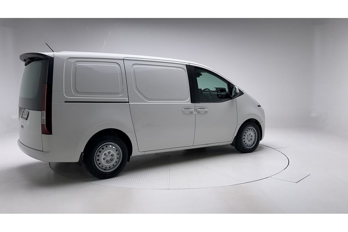 2022 Hyundai STARIA LOAD US4.V1