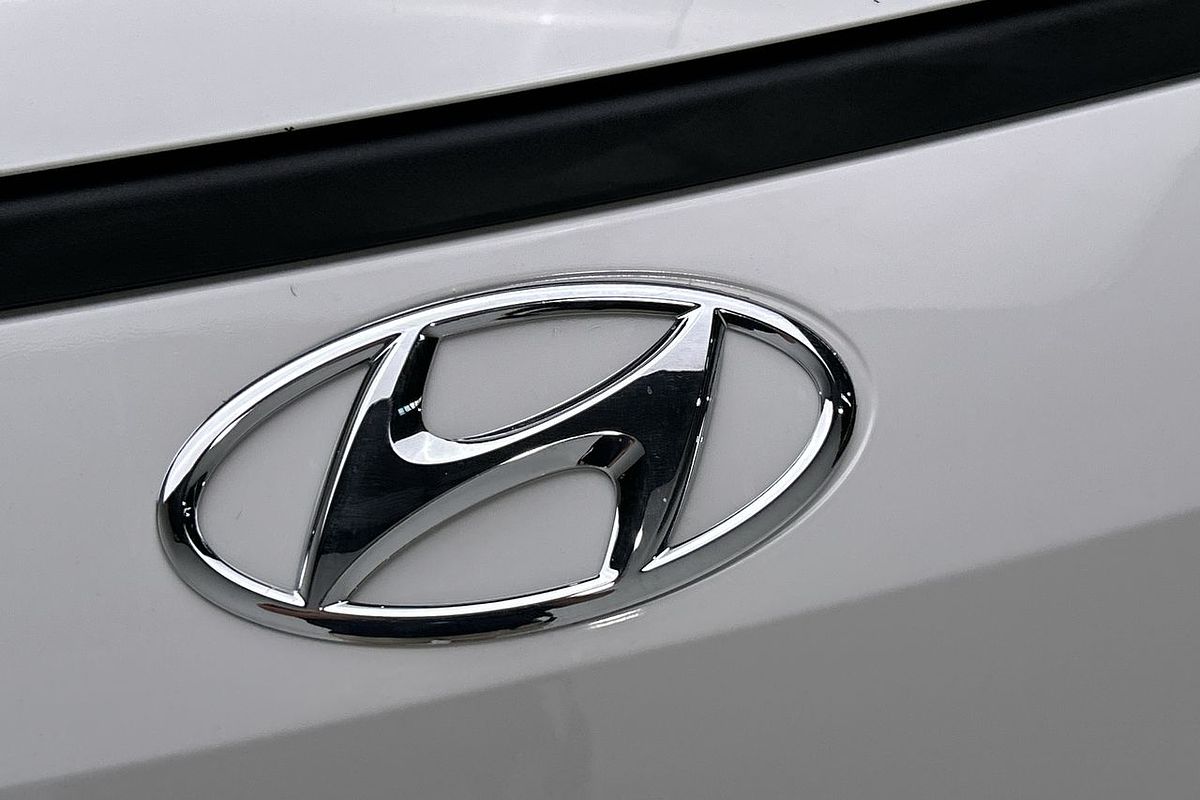 2022 Hyundai STARIA LOAD US4.V1