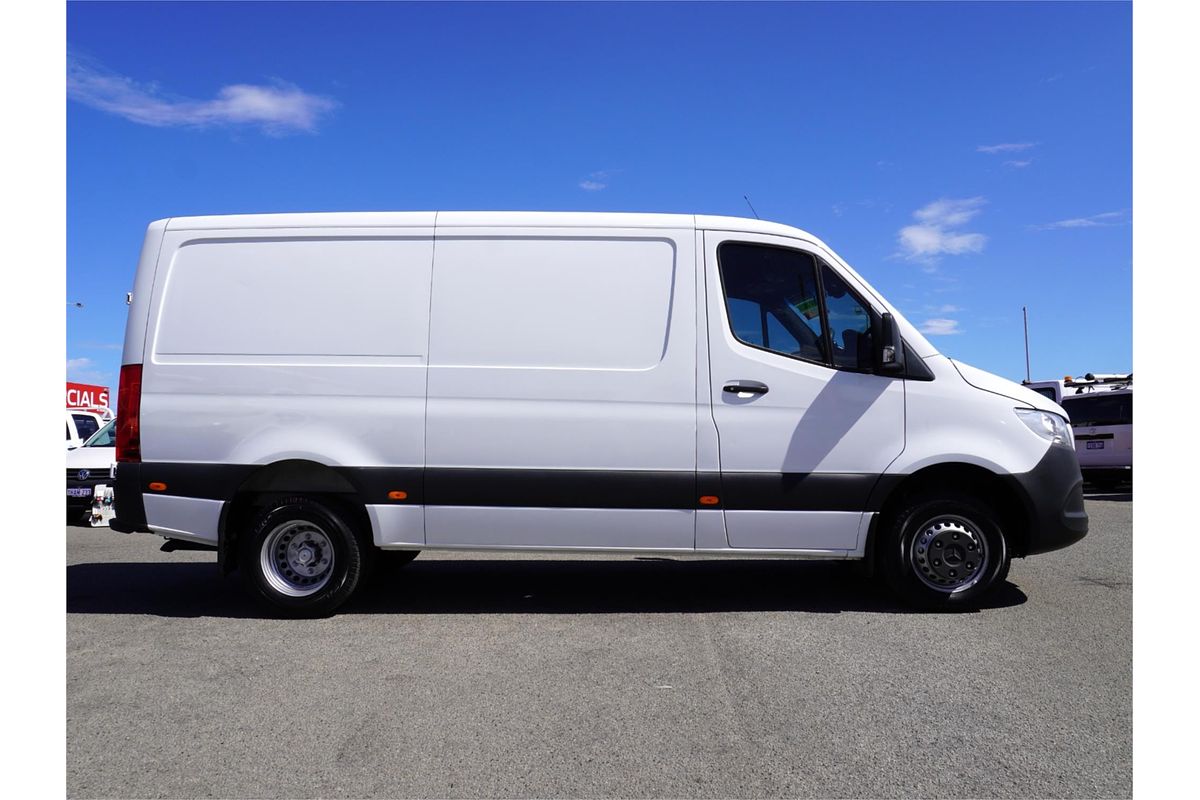 2019 Mercedes-Benz Sprinter 516CDI VS30