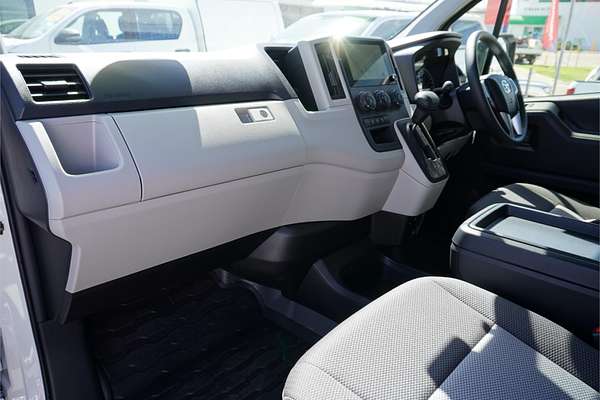 2024 Toyota Hiace GDH300R LWB