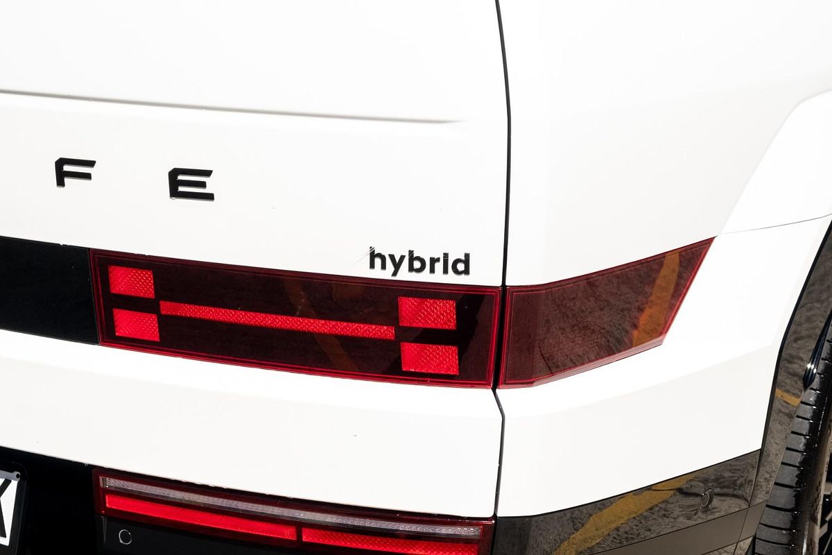 2025 Hyundai Santa Fe Hybrid Calligraphy MX5.V1