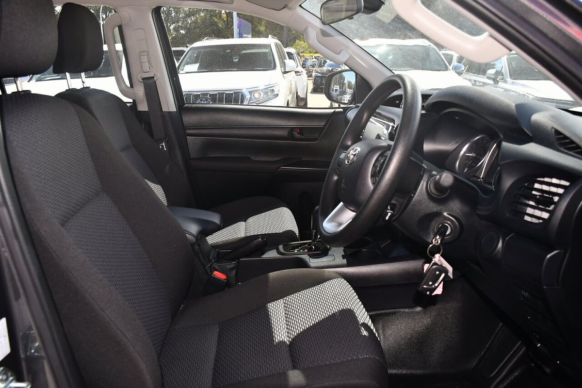 2024 Toyota Hilux Workmate TGN121R Rear Wheel Drive
