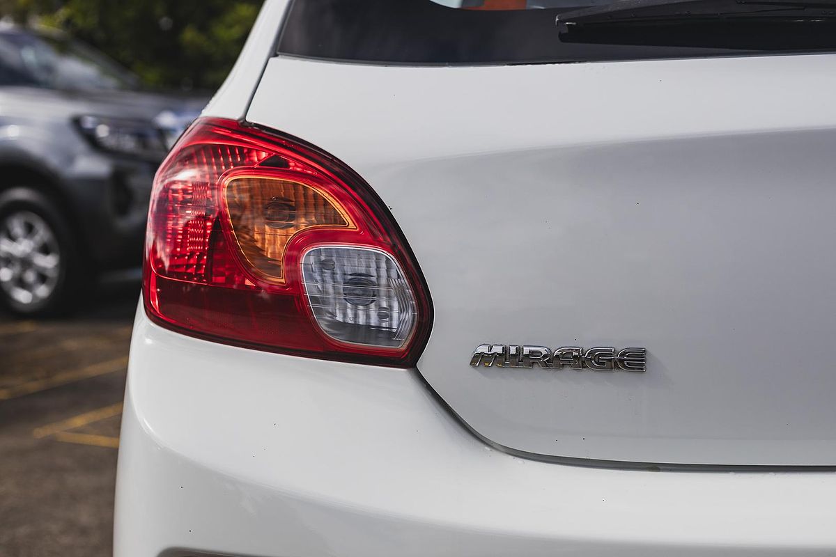 2016 Mitsubishi Mirage ES LA