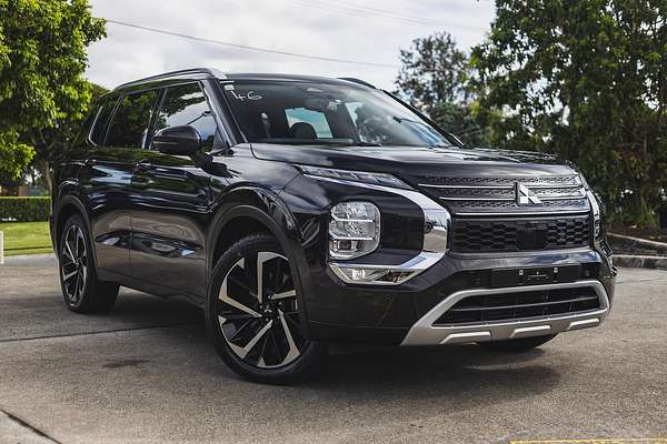 2022 Mitsubishi Outlander Exceed ZM