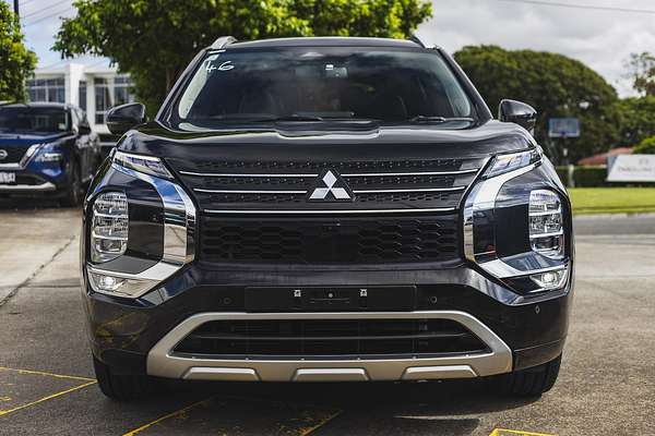 2022 Mitsubishi Outlander Exceed ZM