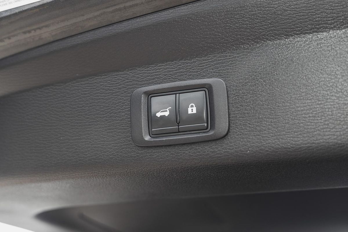 2022 Mitsubishi Outlander Exceed ZM