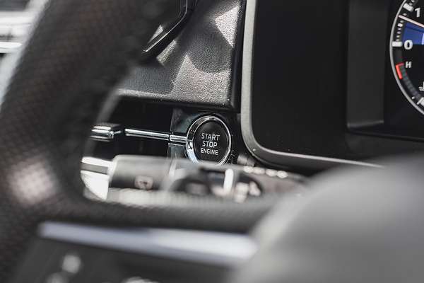 2022 Mitsubishi Outlander Exceed ZM