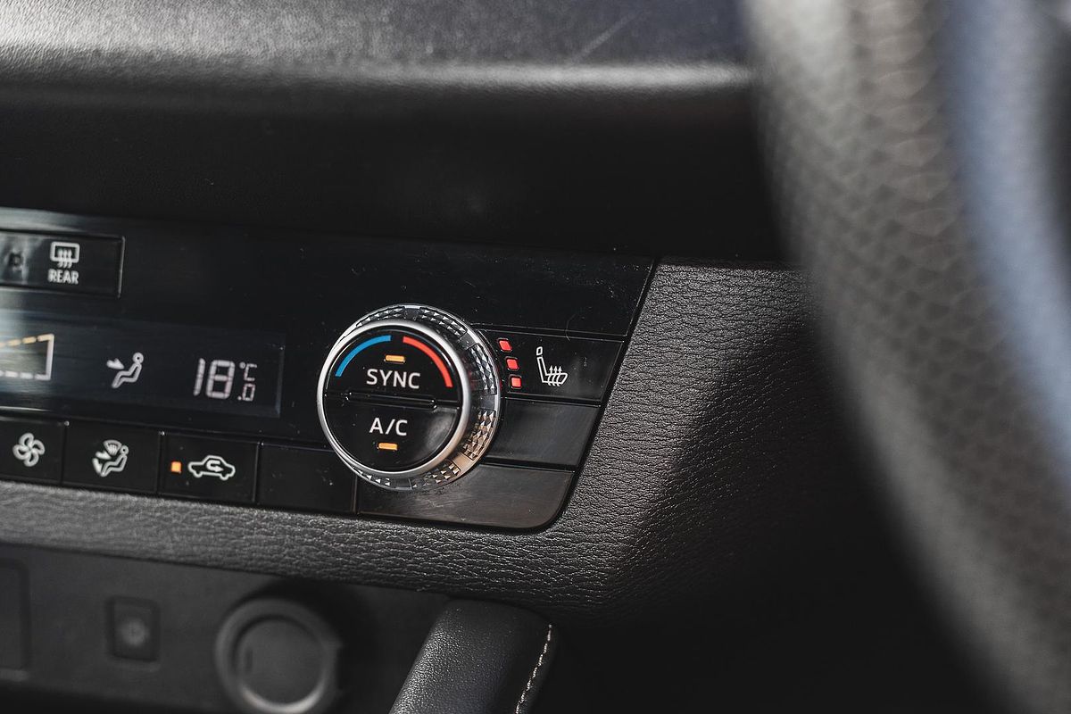 2022 Mitsubishi Outlander Exceed ZM