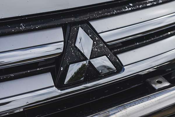 2015 Mitsubishi Outlander XLS ZK