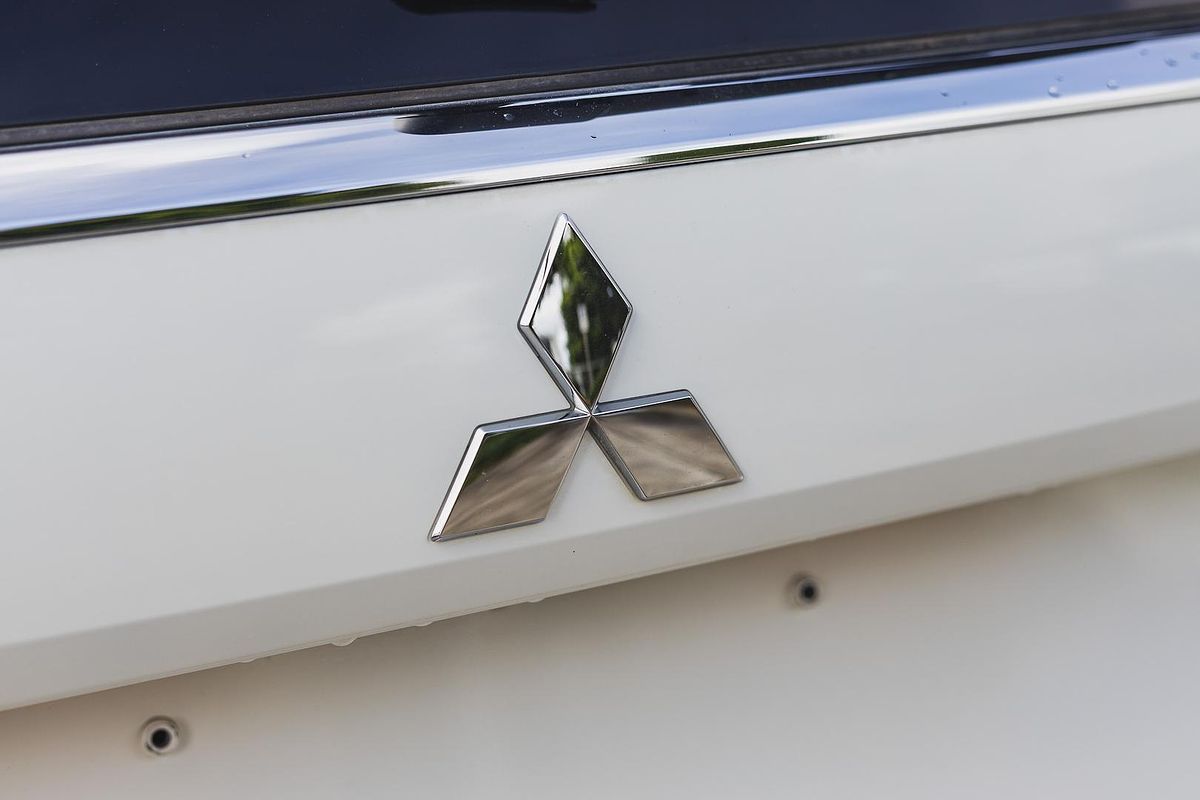 2015 Mitsubishi Outlander XLS ZK