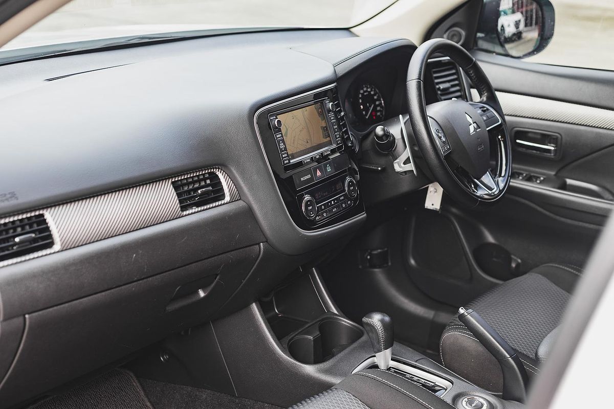 2015 Mitsubishi Outlander XLS ZK