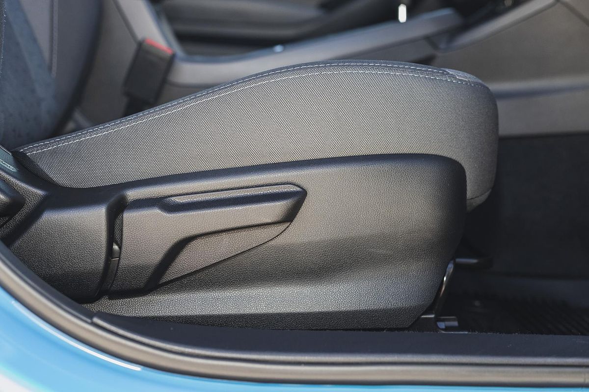 2024 Subaru Crosstrek Hybrid L G6X