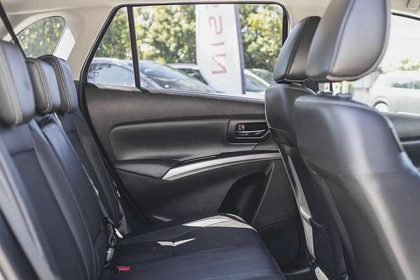2023 Suzuki S-Cross ALLGRIP Prestige JYB
