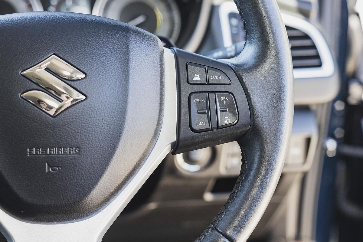 2023 Suzuki S-Cross ALLGRIP Prestige JYB