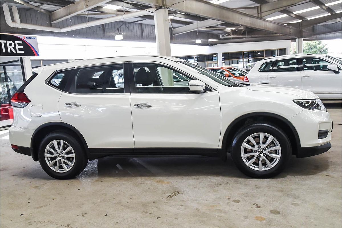 2022 Nissan X-TRAIL ST T32