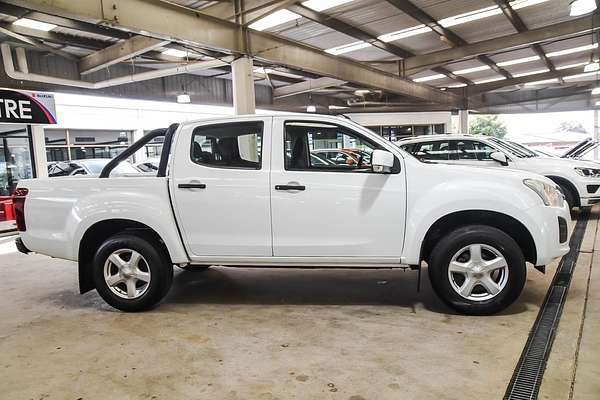 2019 Isuzu D-MAX SX High Ride Rear Wheel Drive
