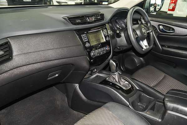 2022 Nissan X-TRAIL ST T32