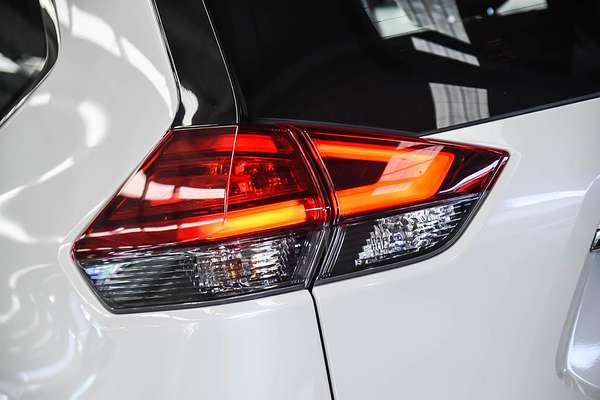 2022 Nissan X-TRAIL ST T32