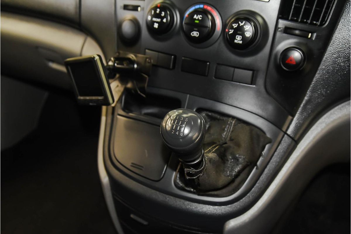2013 Hyundai iLoad TQ2-V