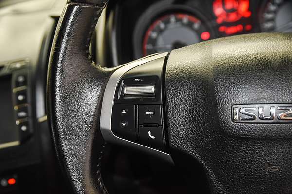 2019 Isuzu D-MAX SX High Ride Rear Wheel Drive
