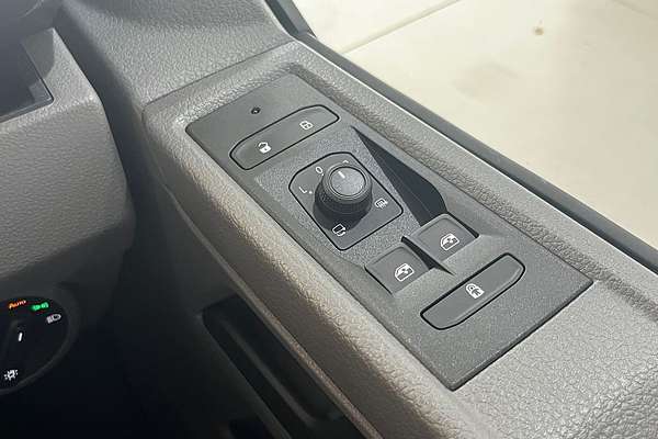 2024 Volkswagen Transporter TDI450 T6.1 LWB
