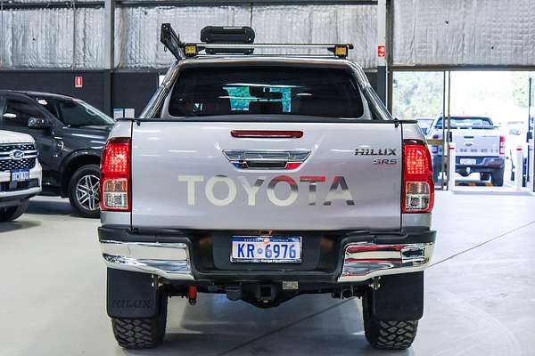 2020 Toyota Hilux SR5 GUN126R 4X4