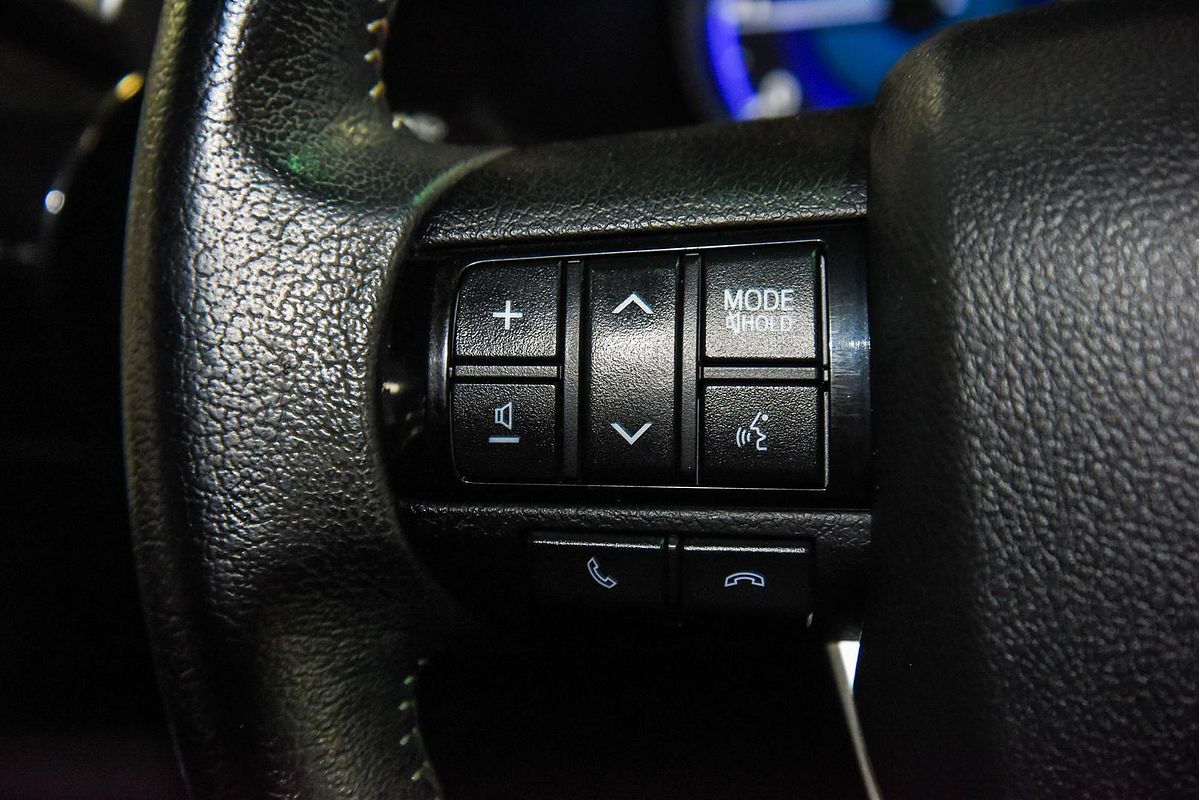 2020 Toyota Hilux SR5 GUN126R 4X4