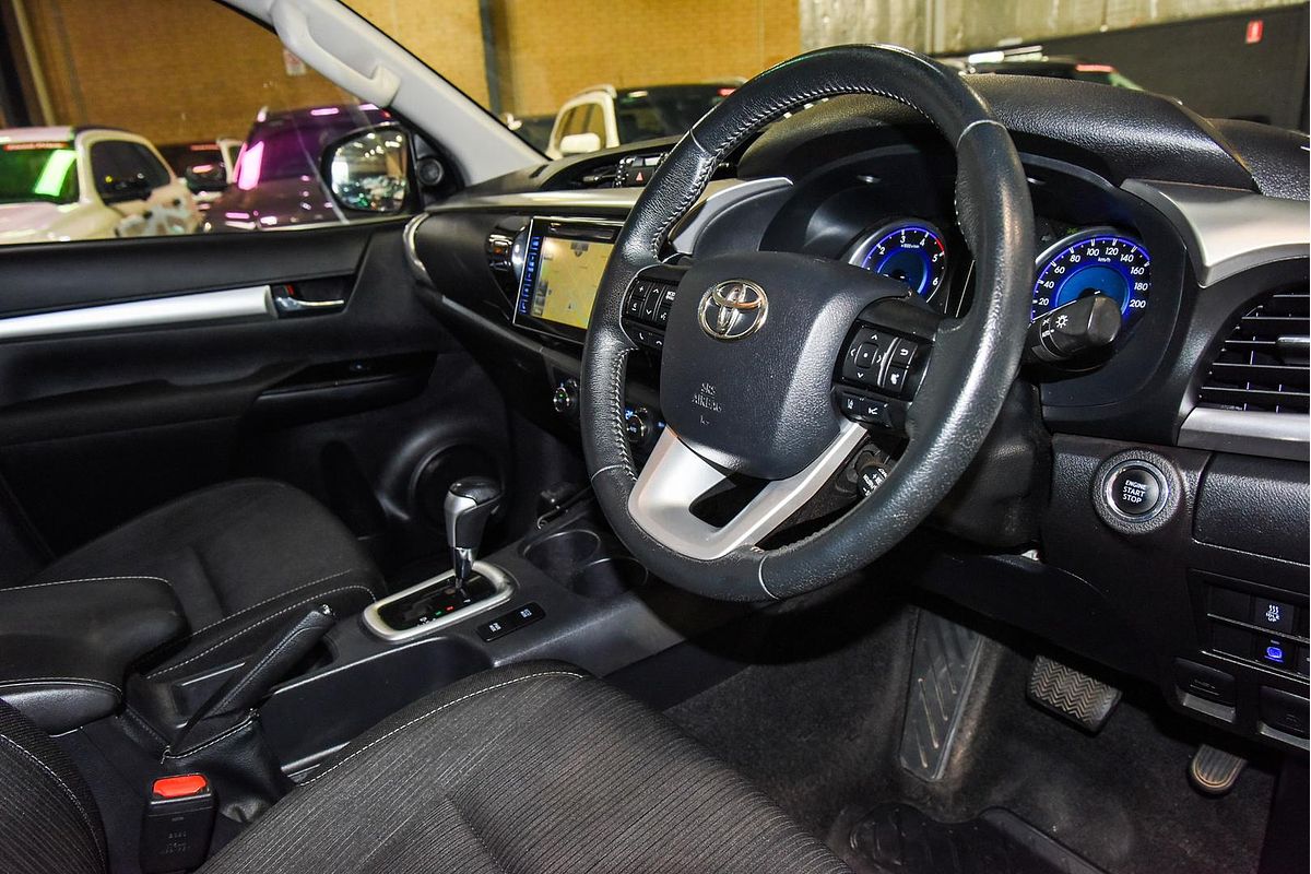 2020 Toyota Hilux SR5 GUN126R 4X4
