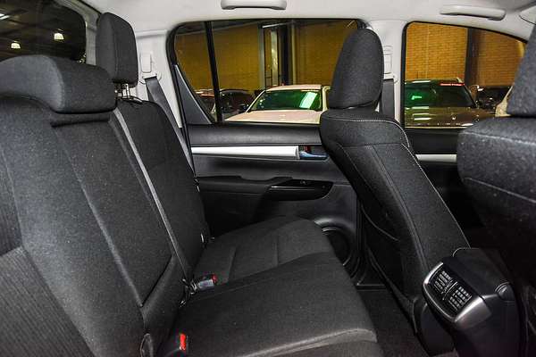 2020 Toyota Hilux SR5 GUN126R 4X4