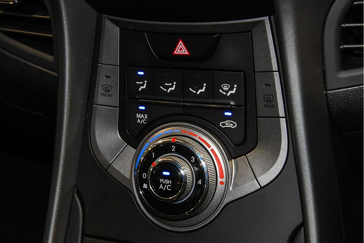 2012 Hyundai Elantra Active MD