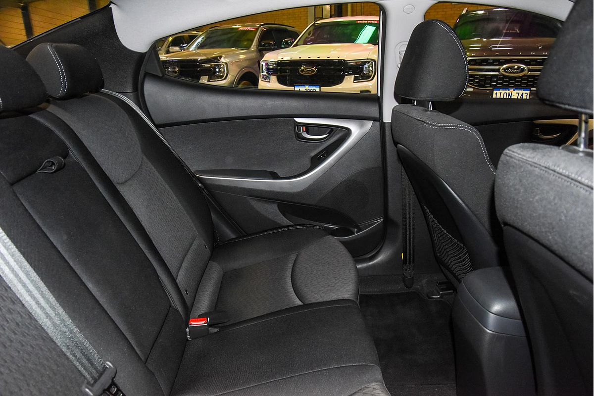 2012 Hyundai Elantra Active MD