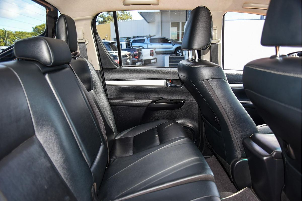 2017 Toyota Hilux SR5 GUN126R 4X4