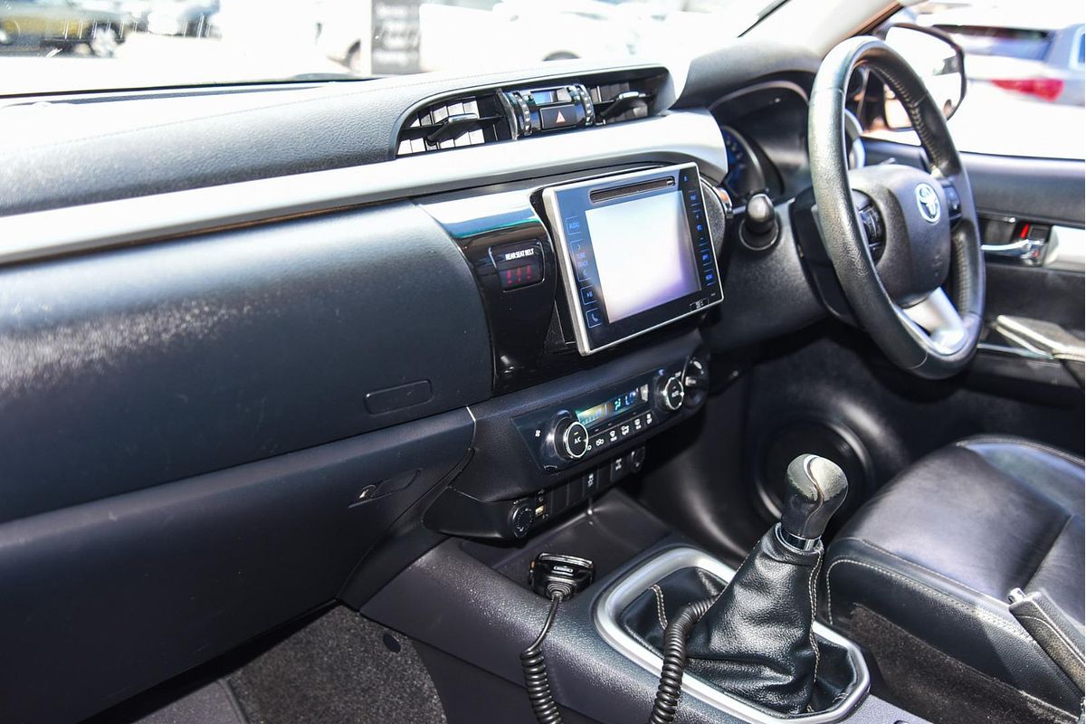 2017 Toyota Hilux SR5 GUN126R 4X4