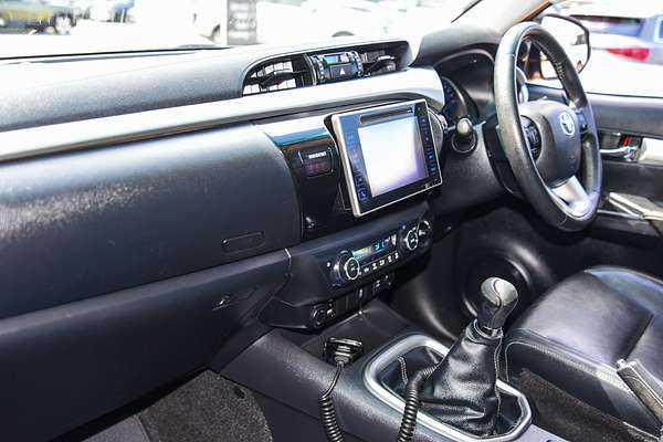 2017 Toyota Hilux SR5 GUN126R 4X4