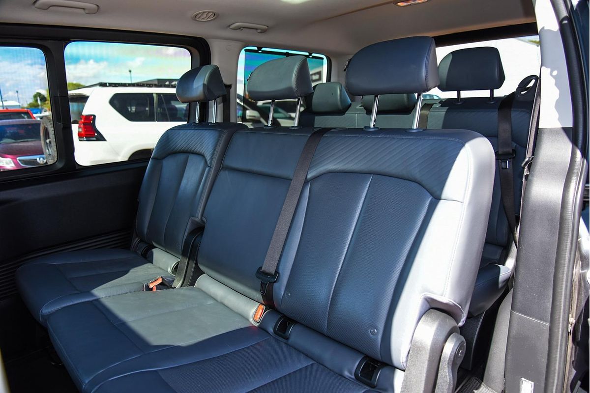 2021 Hyundai STARIA Highlander US4.V1