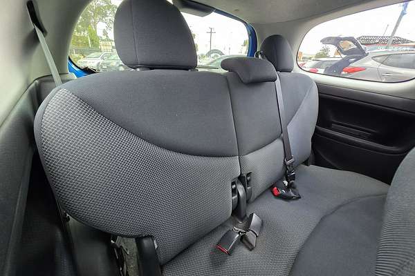 2005 Toyota Echo NCP10R
