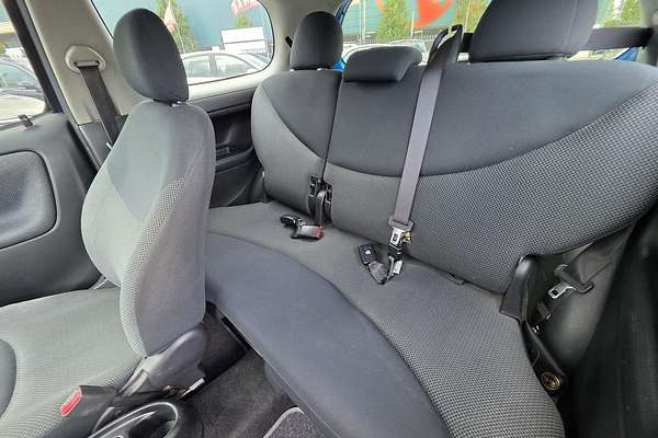 2005 Toyota Echo NCP10R