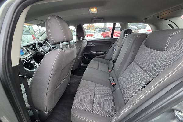 2015 Holden Commodore Evoke VF