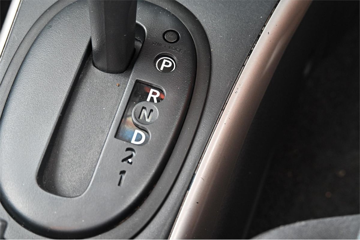 2012 Nissan Almera Ti N17