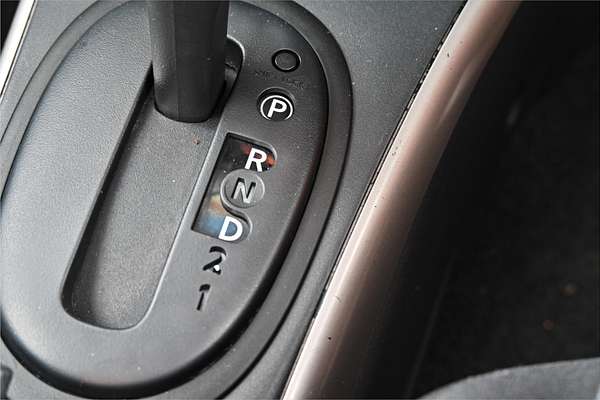 2012 Nissan Almera Ti N17