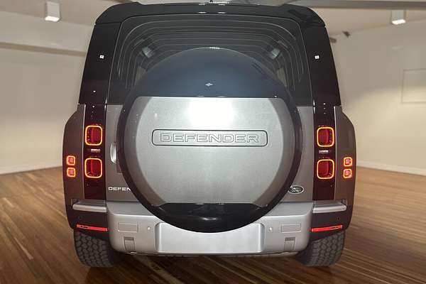 2023 Land Rover Defender 110 D300 SE L663