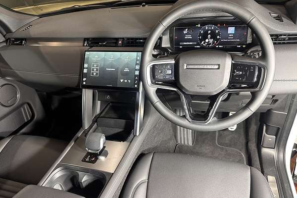 2024 Land Rover Discovery Sport P250 Dynamic HSE L550