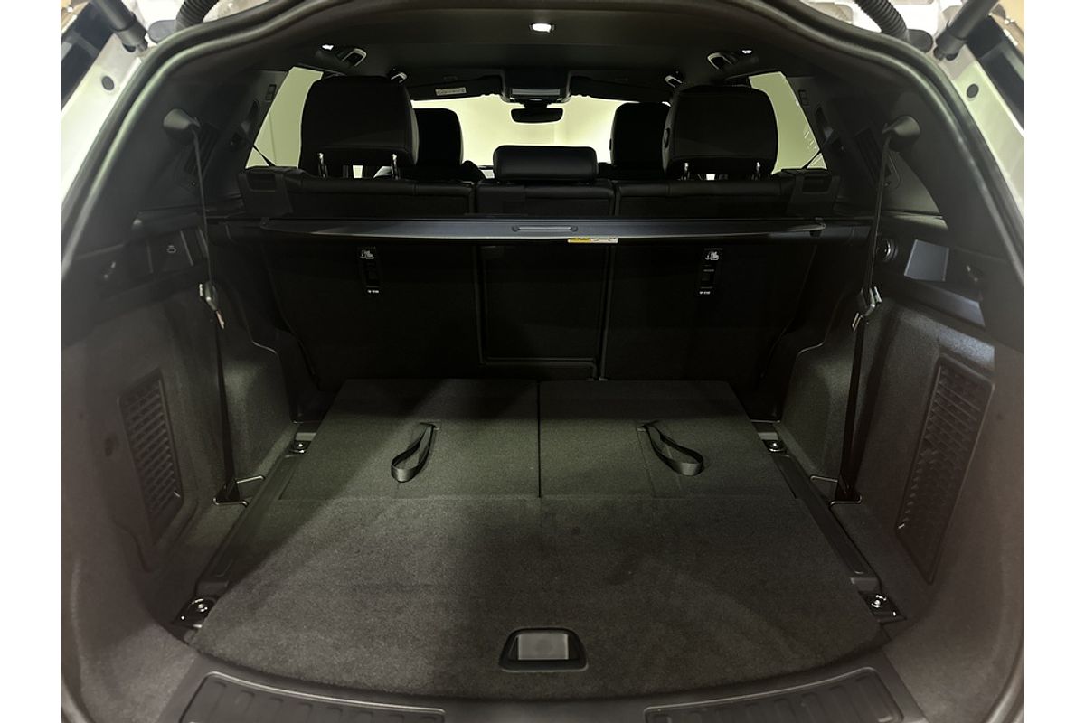2024 Land Rover Discovery Sport P250 Dynamic HSE L550