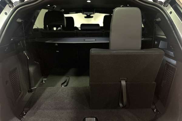 2024 Land Rover Discovery Sport P250 Dynamic HSE L550