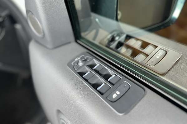 2024 Land Rover Discovery Sport P250 Dynamic HSE L550