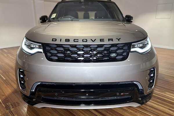 2023 Land Rover Discovery D300 R-Dynamic SE Series 5