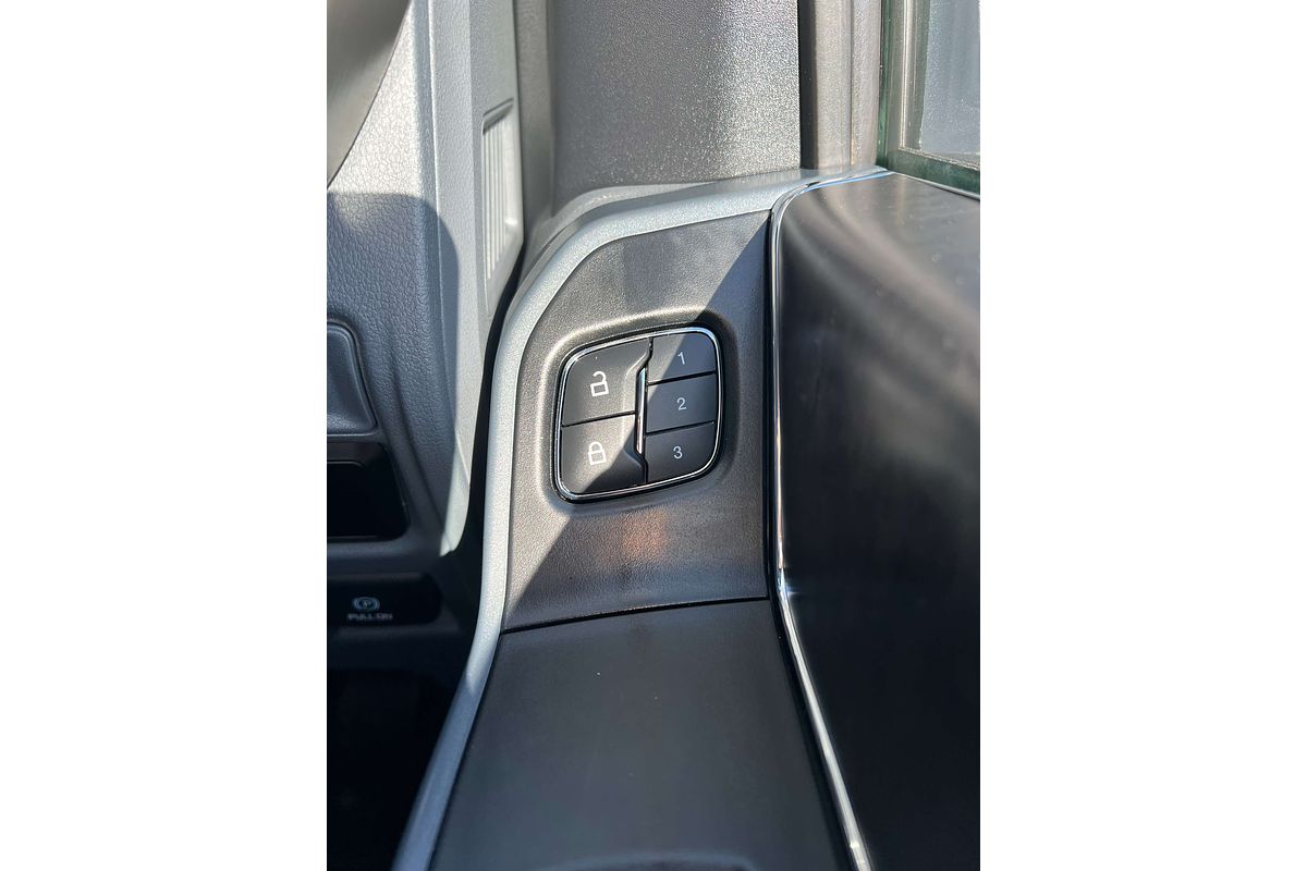 2023 Ford F-150 Lariat 4X4 LWB