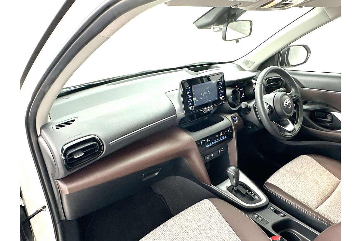 2022 Toyota Yaris Cross Urban MXPB10R