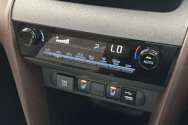 2022 Toyota Yaris Cross Urban MXPB10R